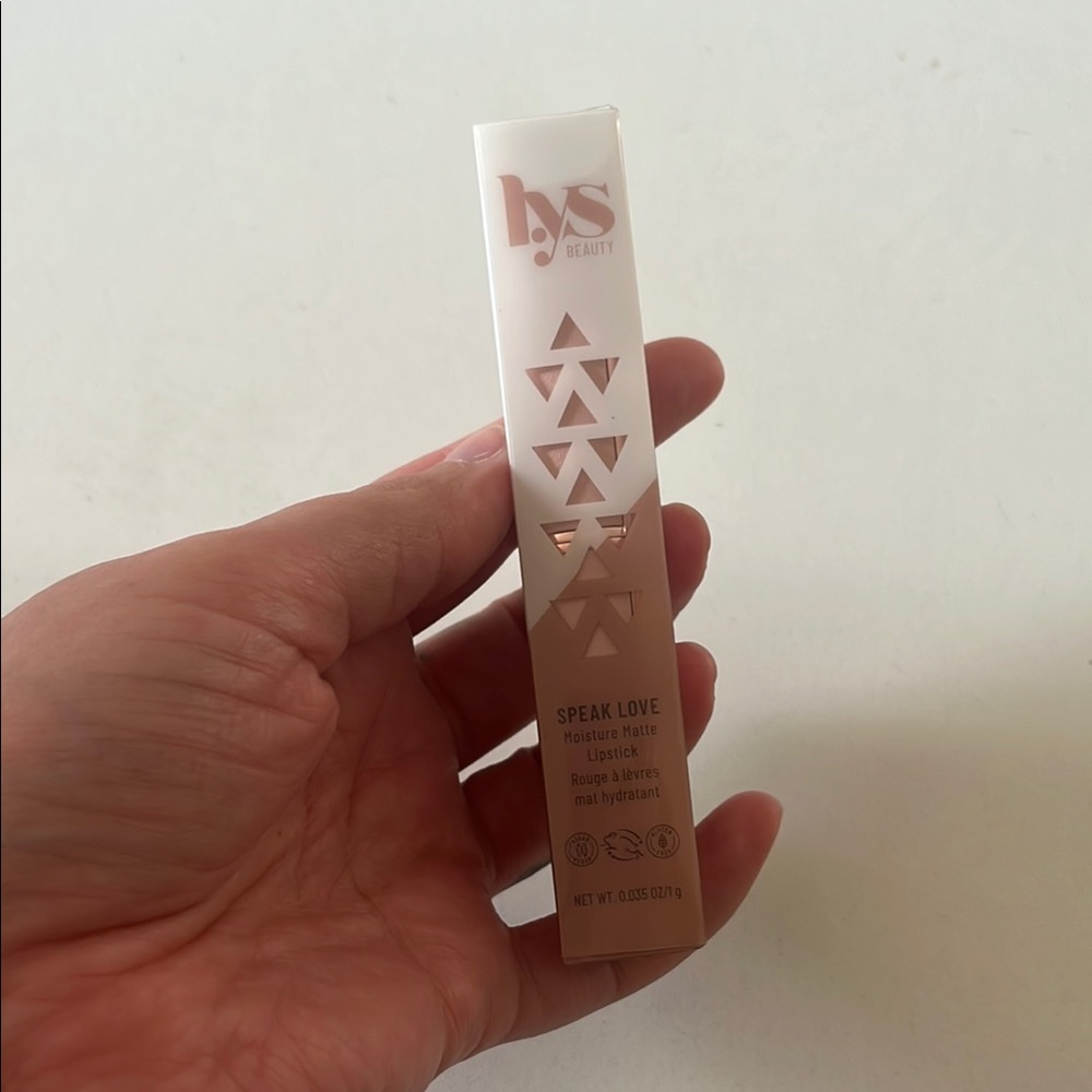 Speak Love Moisture Matte Lipstick - Nude